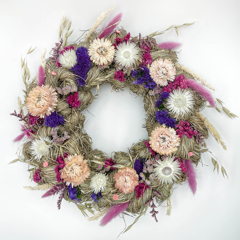 Dried flowers wreath by Kikko&Koast